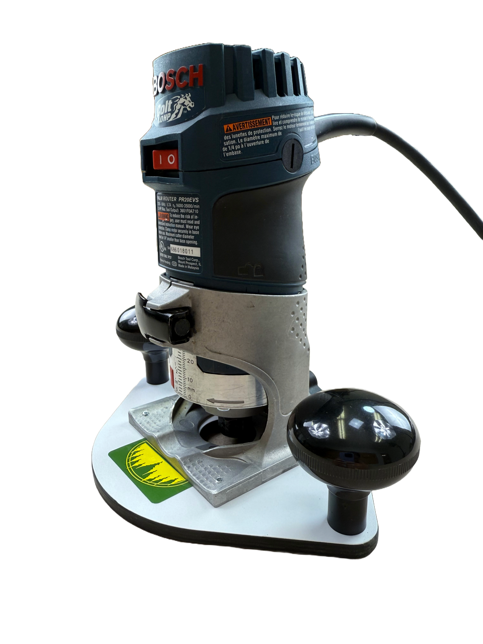 Guide bushing base plate installed on Bosch Colt compact router