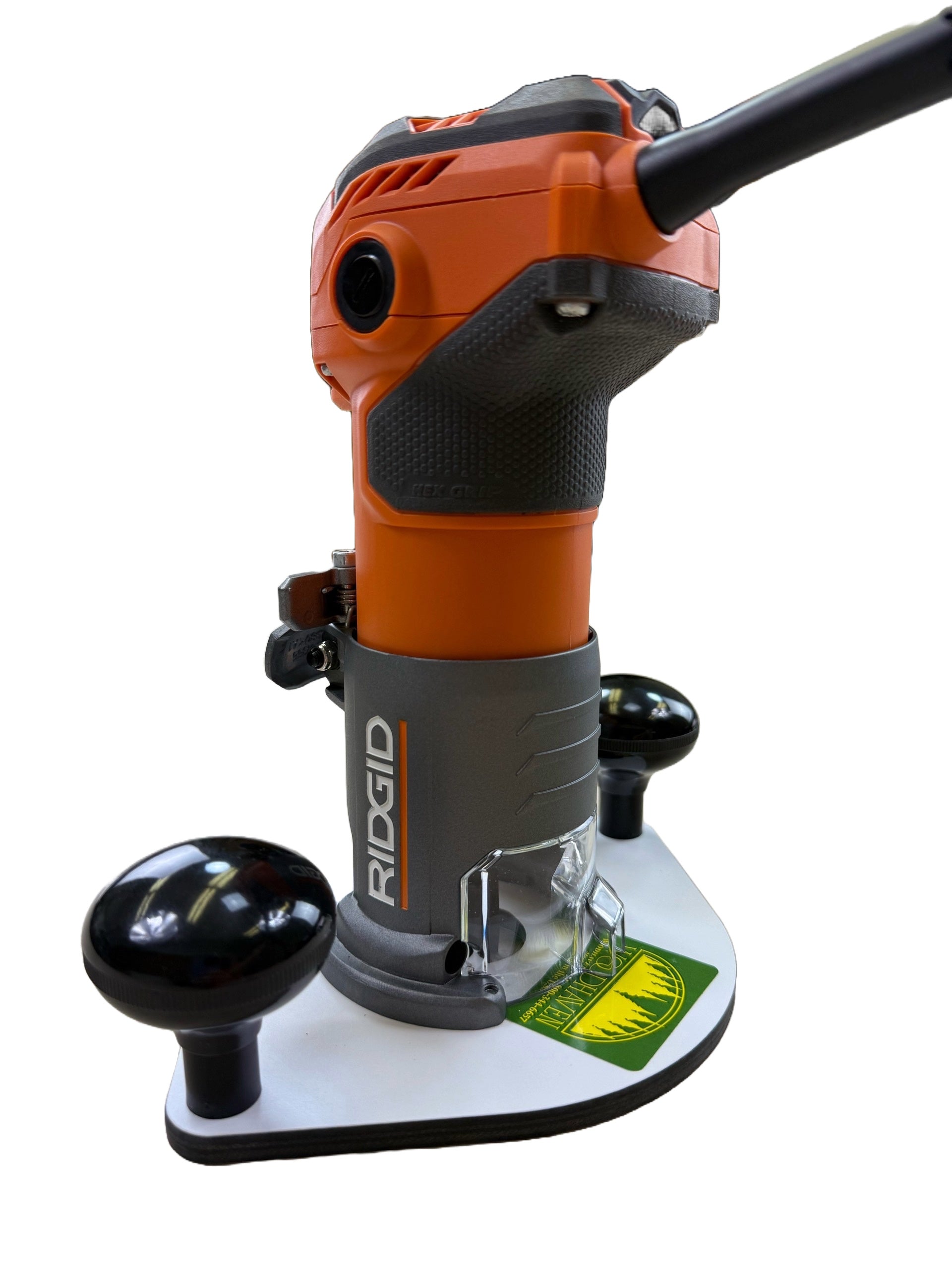 Guide bushing base plate in use for template routing with a hinge jig