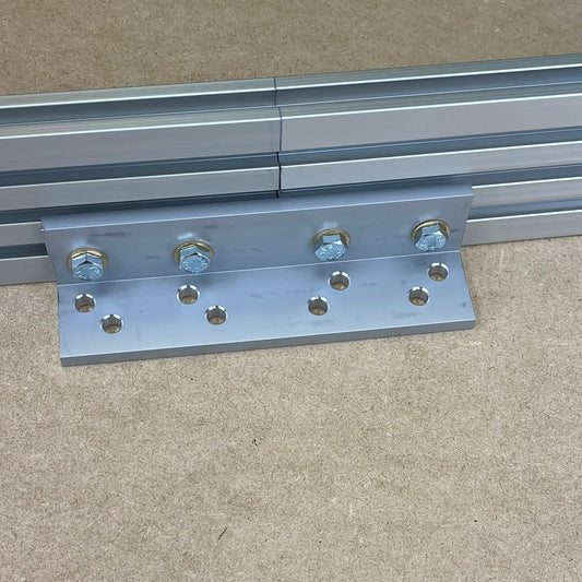 track connector behind two ultra tracks