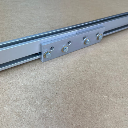 closeup of track connector with double tracks