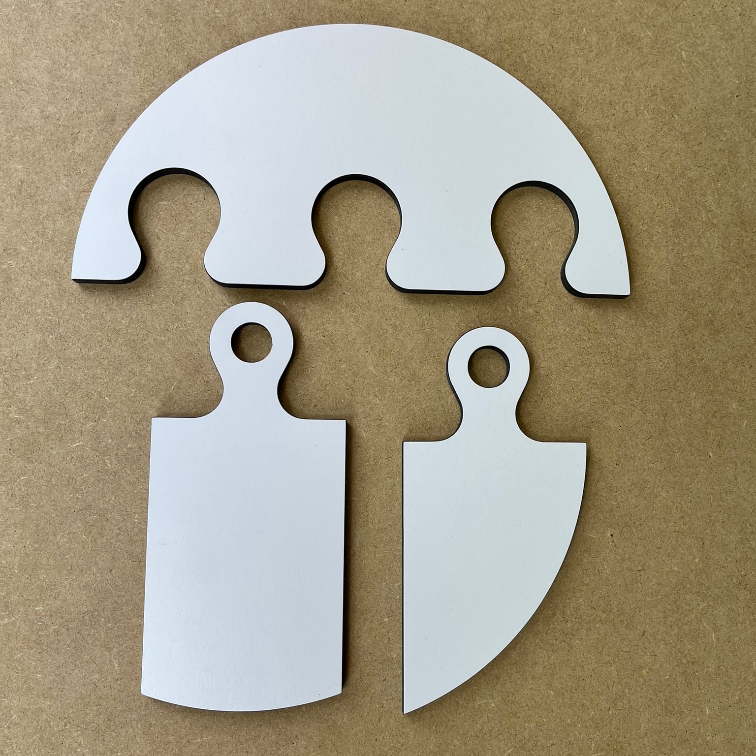 Circle cutting board templates  on a brown background